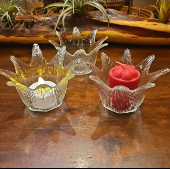 Vintage Party Lite Glass Tulip Votive Holders - Picture 2 of 5